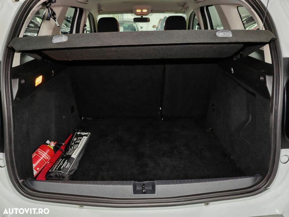 Dacia Duster TCe 150 GPF Prestige jante 17" - 39