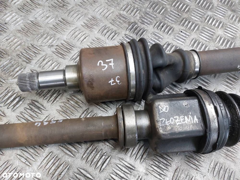 PÓŁOŚ LEWY PRZÓD + PRAWY PRZÓD 5B CITROEN C5 I 2.2 HDI - 5