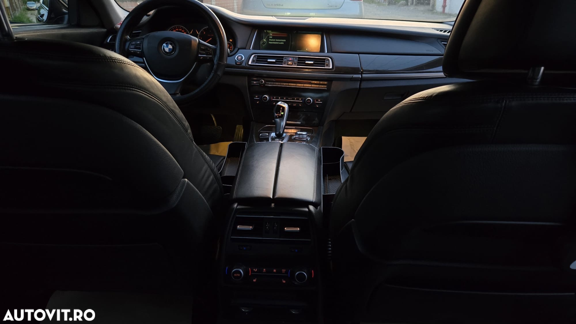 BMW Seria 7 740d - 19