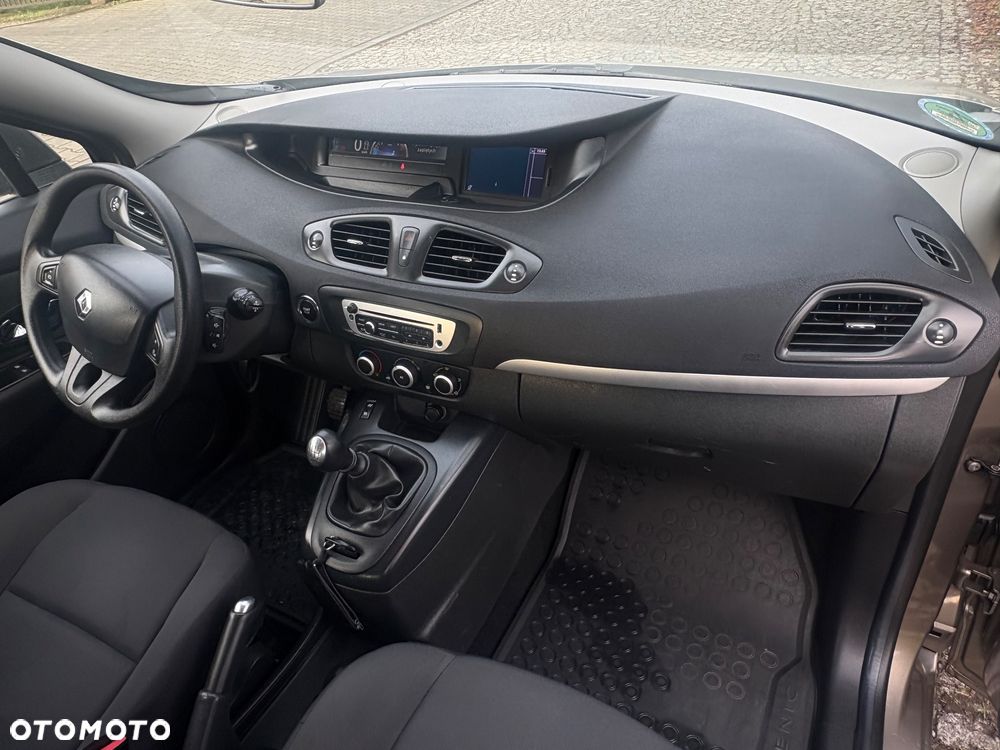 Renault Scenic 1.6 16V 110 TomTom Edition - 12