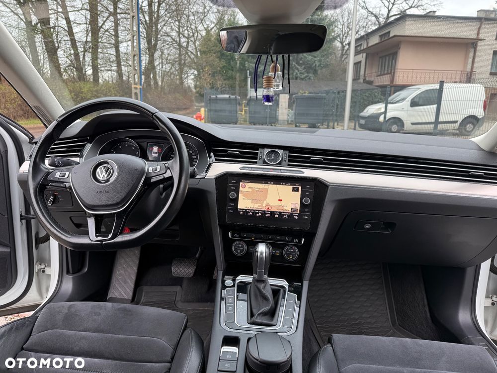 Volkswagen Passat 1.8 TSI BMT Highline DSG - 16