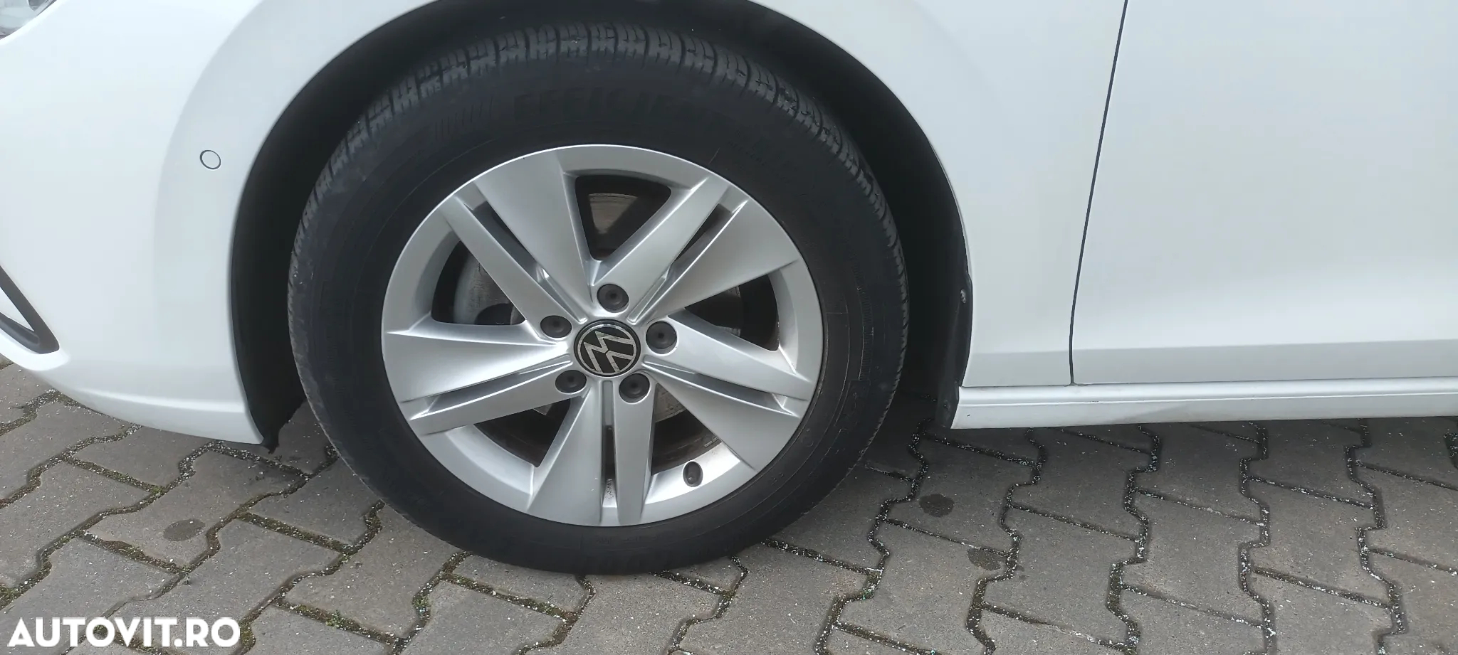 Volkswagen Golf 2.0 TDI Life - 21