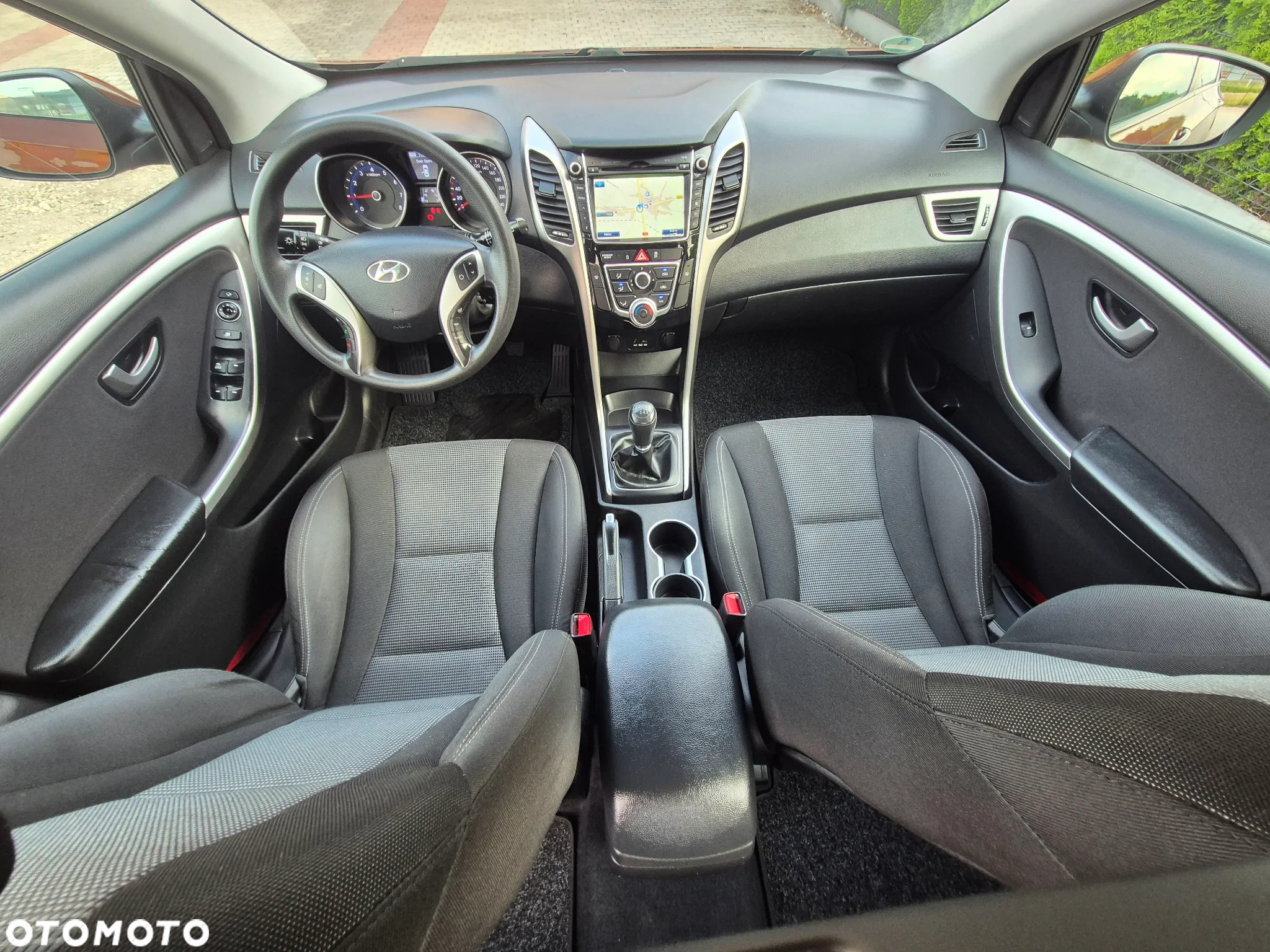 Hyundai i30 1.4 Intro Edition - 13