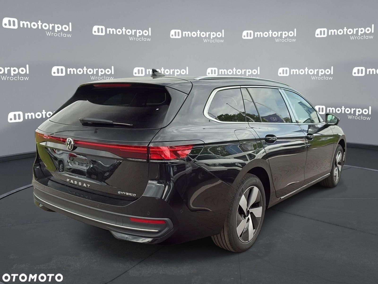 Volkswagen Passat - 10