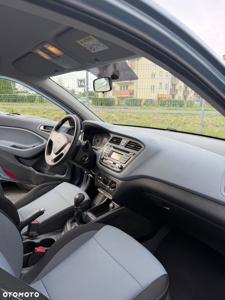 Hyundai i20 1.2 GO - 16