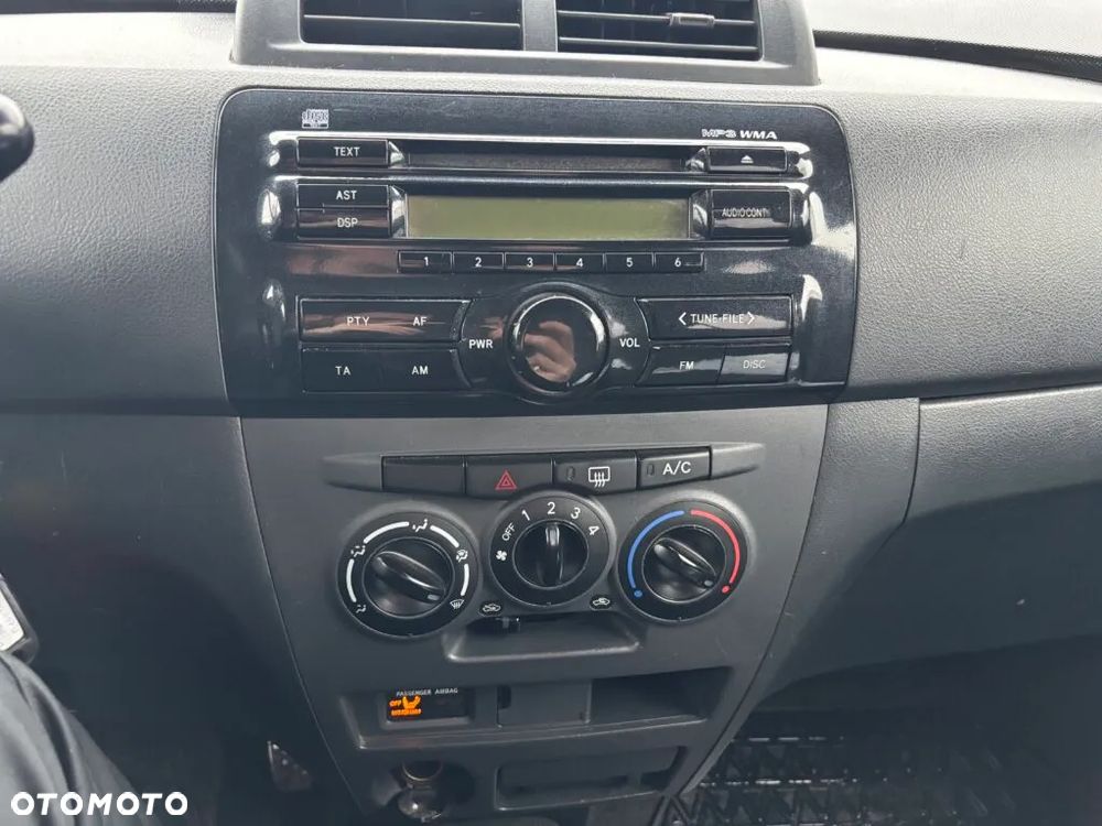 Daihatsu Materia - 12