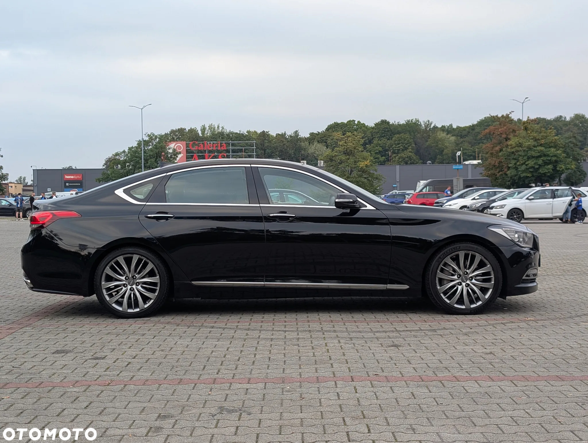 Hyundai Genesis 3.8 V6 GDI - 9
