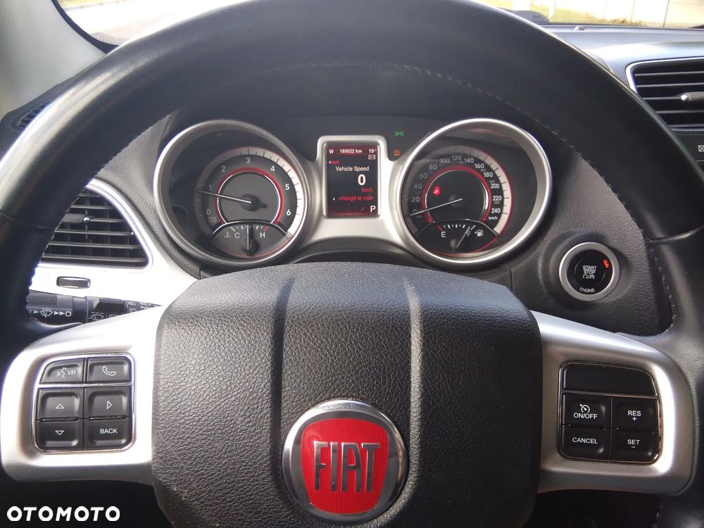 Fiat Freemont 2.0 Multijet 16V DPF Automatik Allrad Lounge - 32