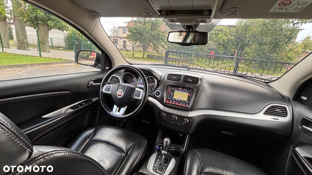 Fiat Freemont 2.0 Multijet 16V DPF Automatik Allrad Black Code - 18