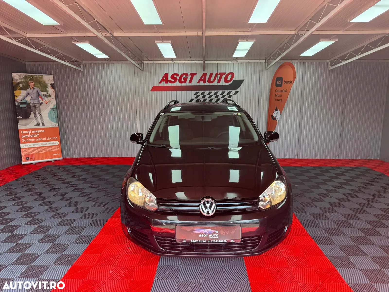 Volkswagen Golf - 2