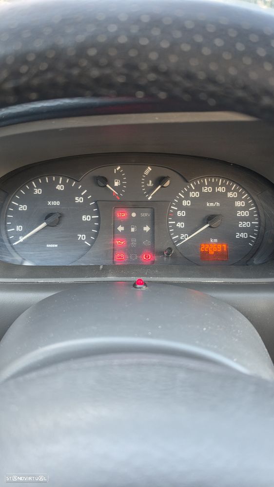 Renault Scénic 1.4 16V RXE AC - 20