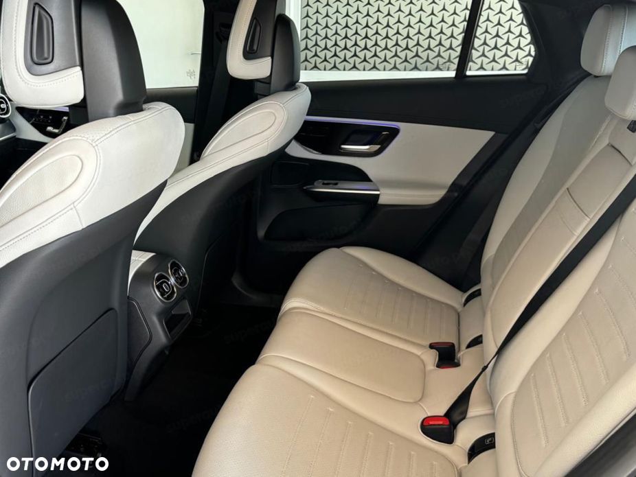 Mercedes-Benz GLC 200 mHEV 4-Matic AMG Line - 20