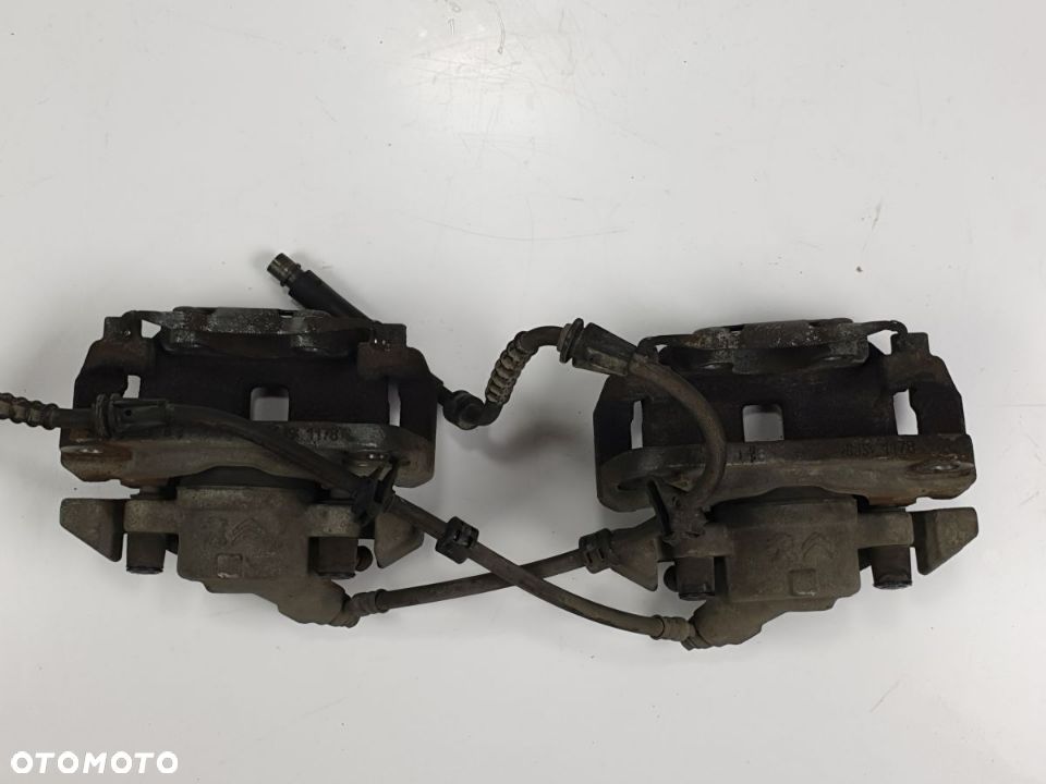 PEUGEOT 3008 2.0 BHDI od 2017 r .Zacisk Hamulcowy Przód Prawy i Lewy - 4