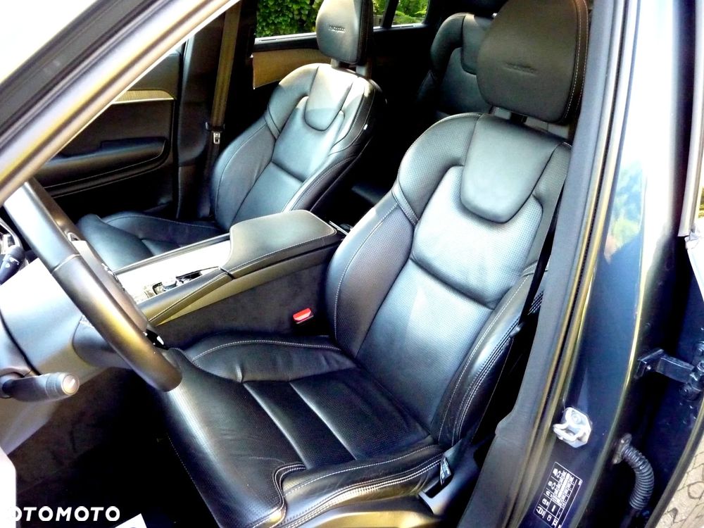 Volvo XC 90 T8 AWD Plug-In Hybrid Inscription Expression 7os - 7