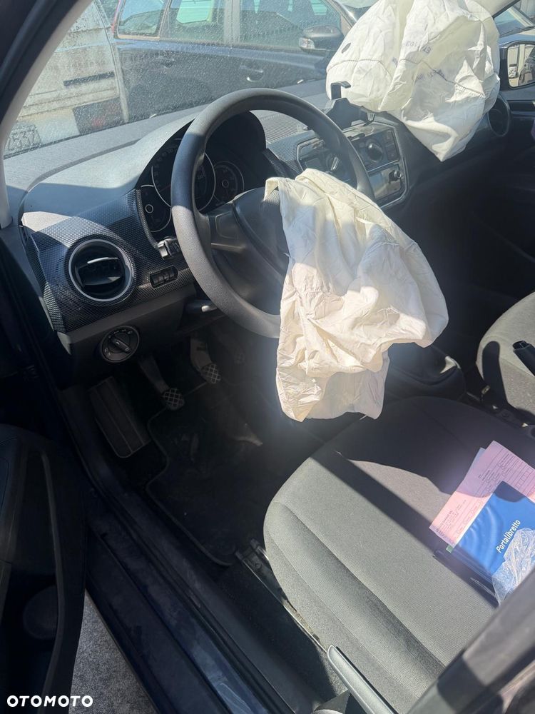 Volkswagen up! - 5