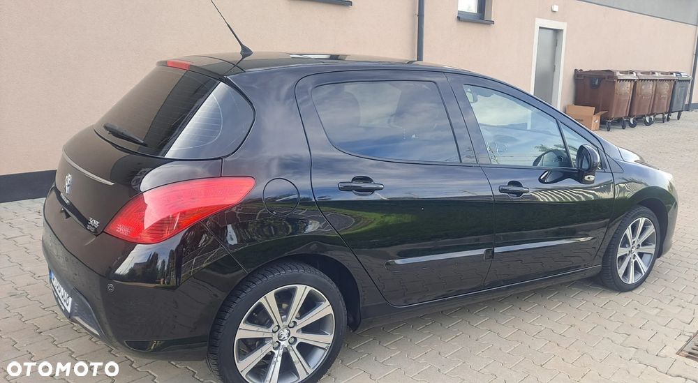 Peugeot 308 e-HDi FAP 110 Stop&Start EGS6 Allure - 23