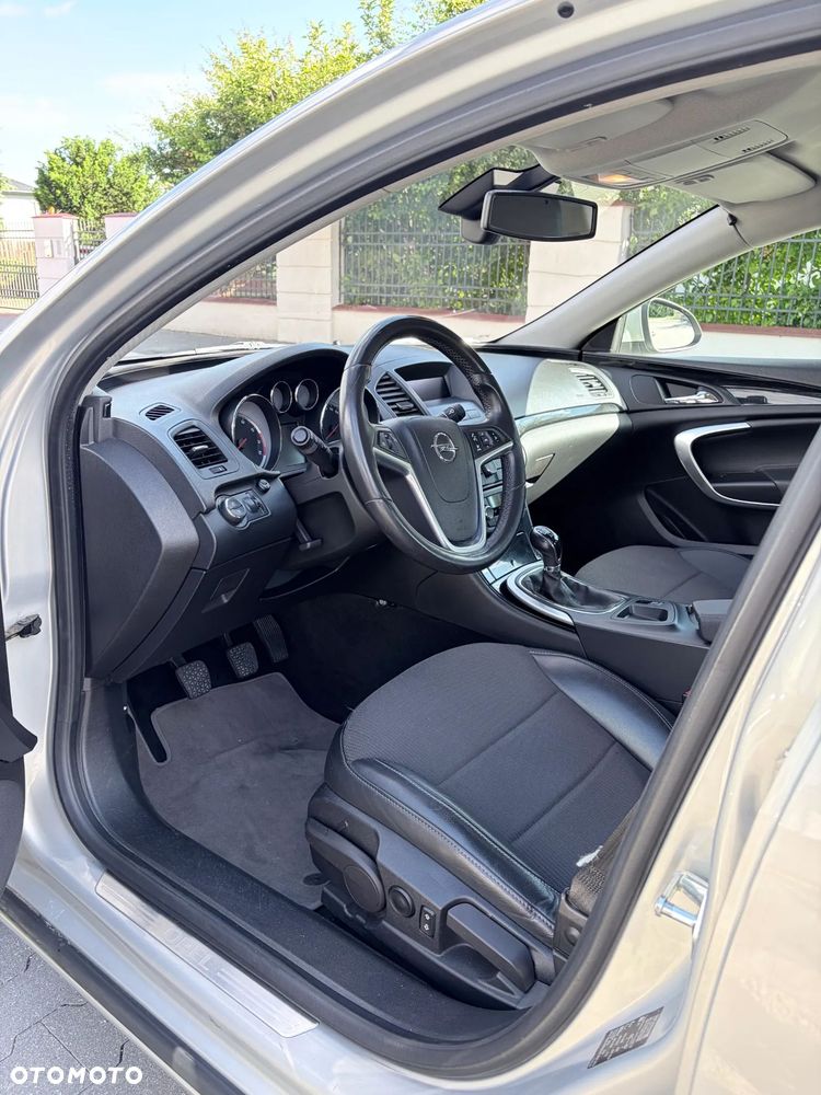 Opel Insignia 1.8 - 2