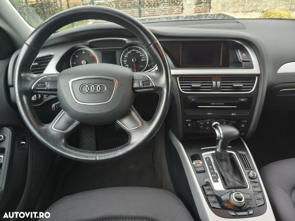 Audi A4 Avant 2.0 TDI DPF clean diesel multitronic Ambiente - 11