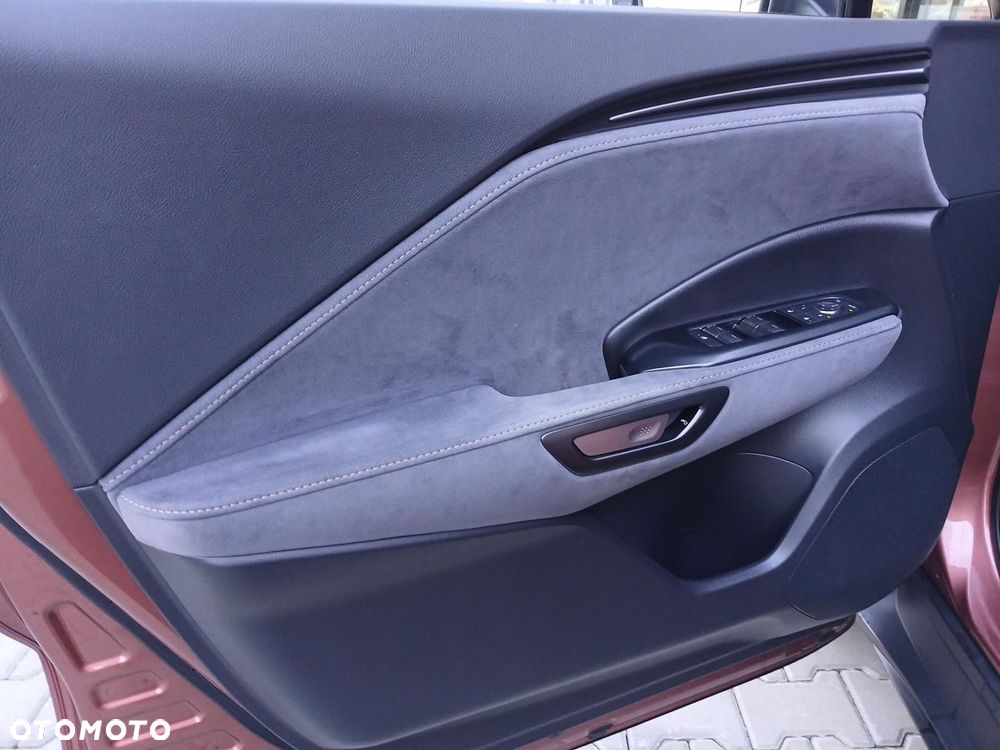 Lexus LBX 1.5 Hybrid Cool - 21