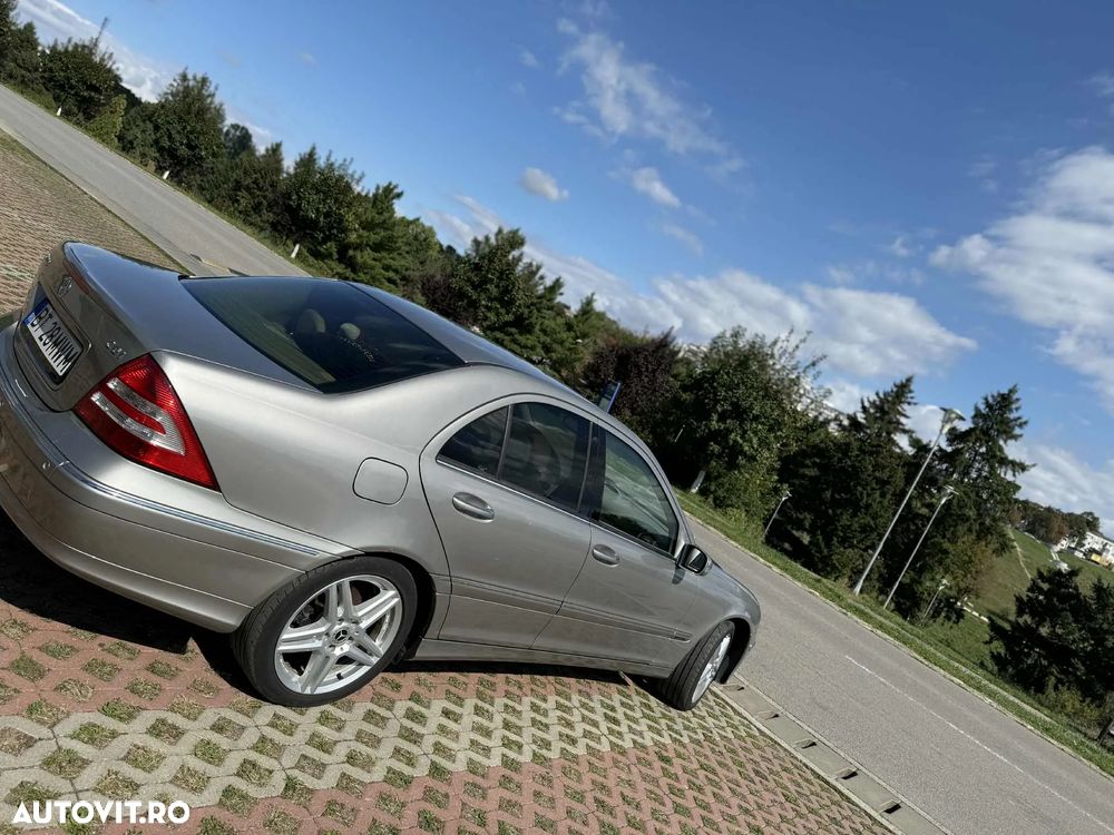 Mercedes-Benz C - 5