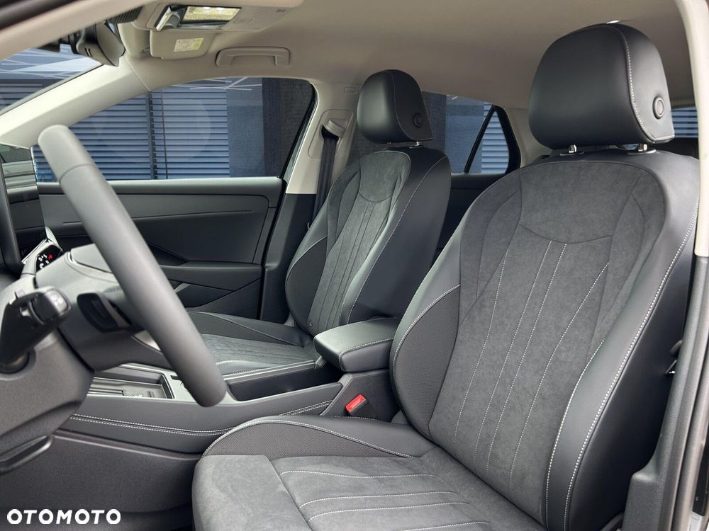 Volkswagen T-Roc - 7