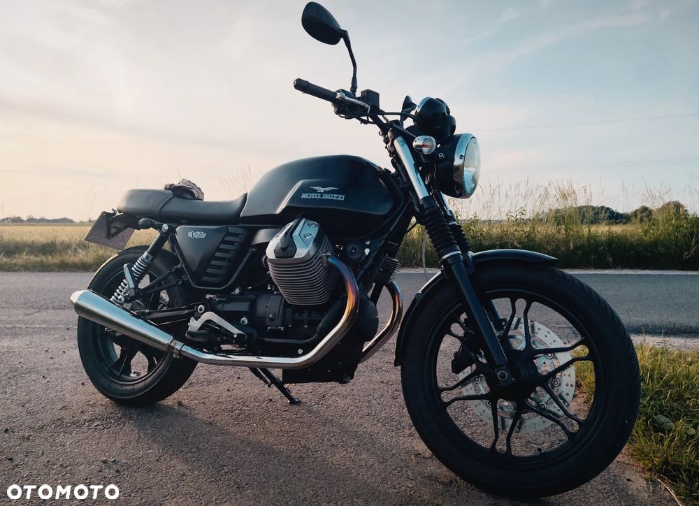 Moto Guzzi V7 - 1