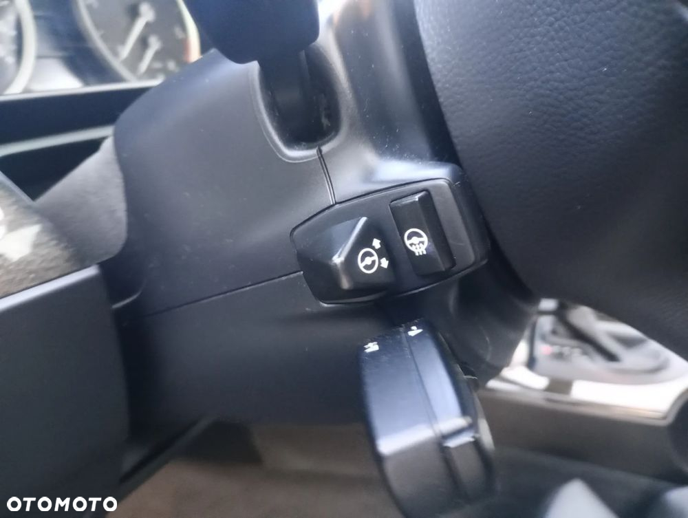 BMW Seria 5 - 23