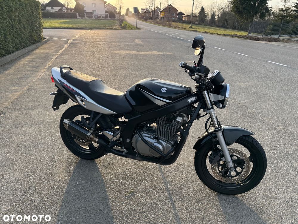 Suzuki GS - 1