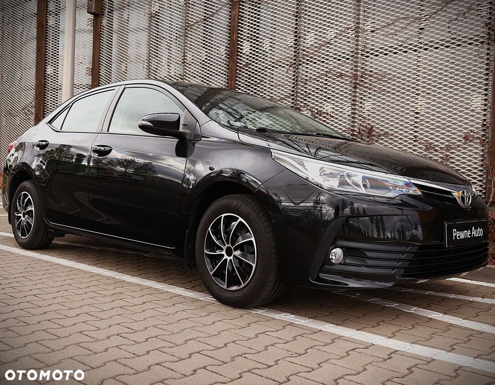 Toyota Corolla 1.6 Active EU6 - 3