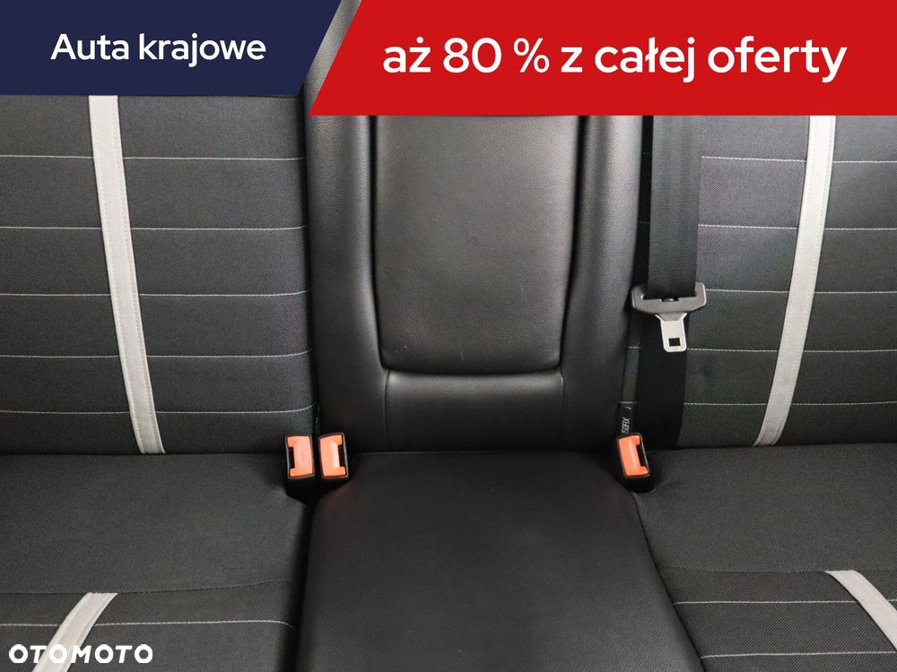 Ford Kuga - 12