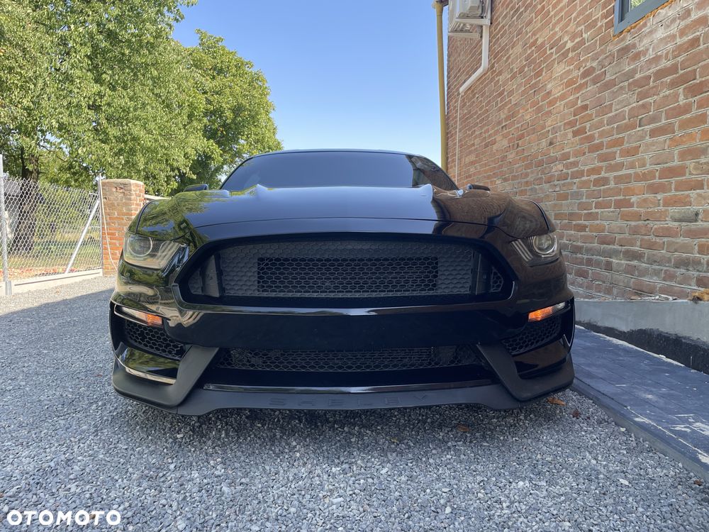Ford Mustang 5.0 V8 GT - 2