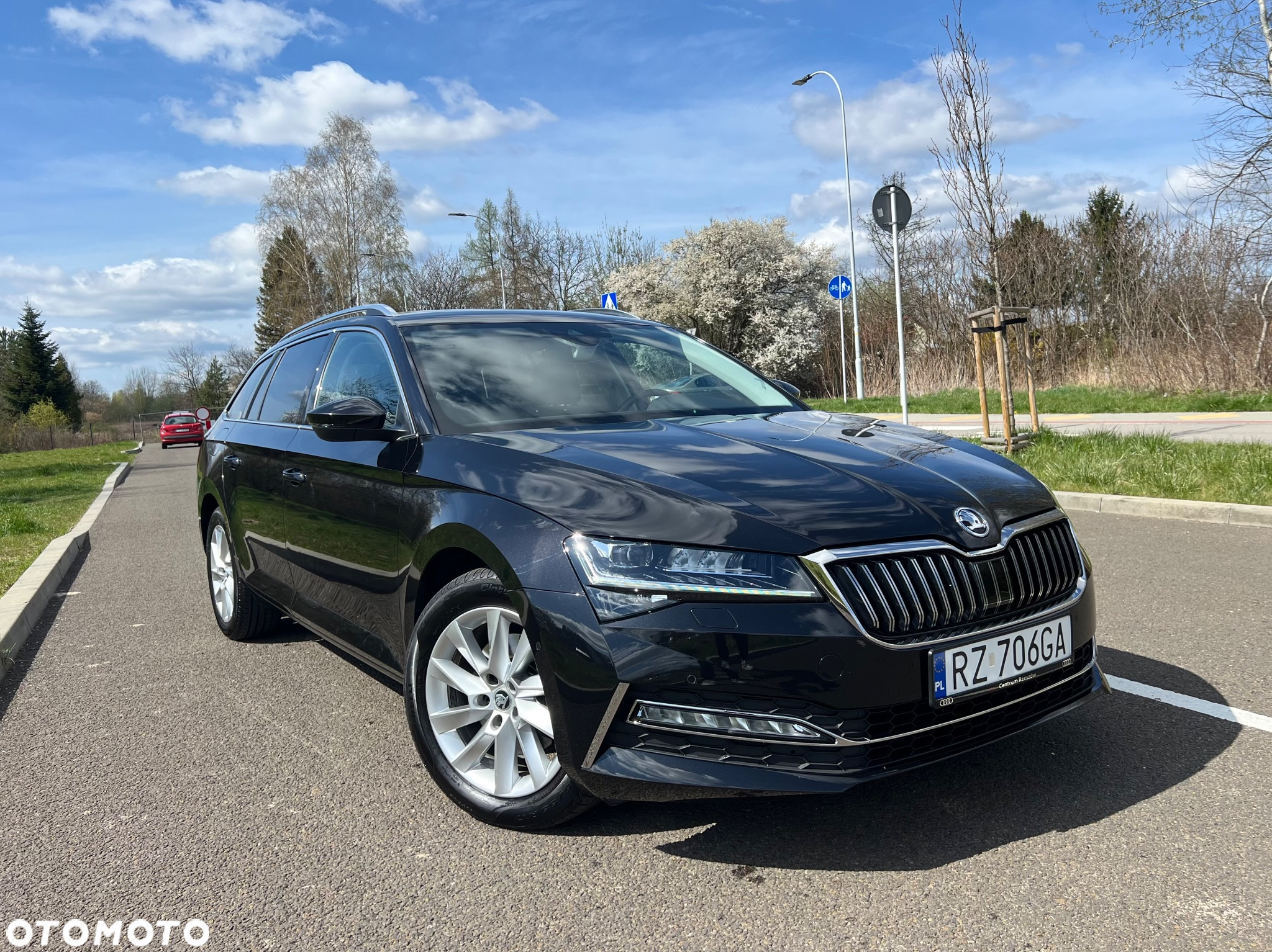 Skoda Superb Combi 2.0 TSI DSG Style - 2