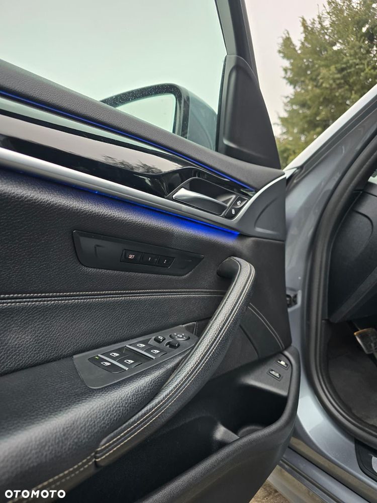 BMW Seria 5 530e iPerformance M Sport sport - 20
