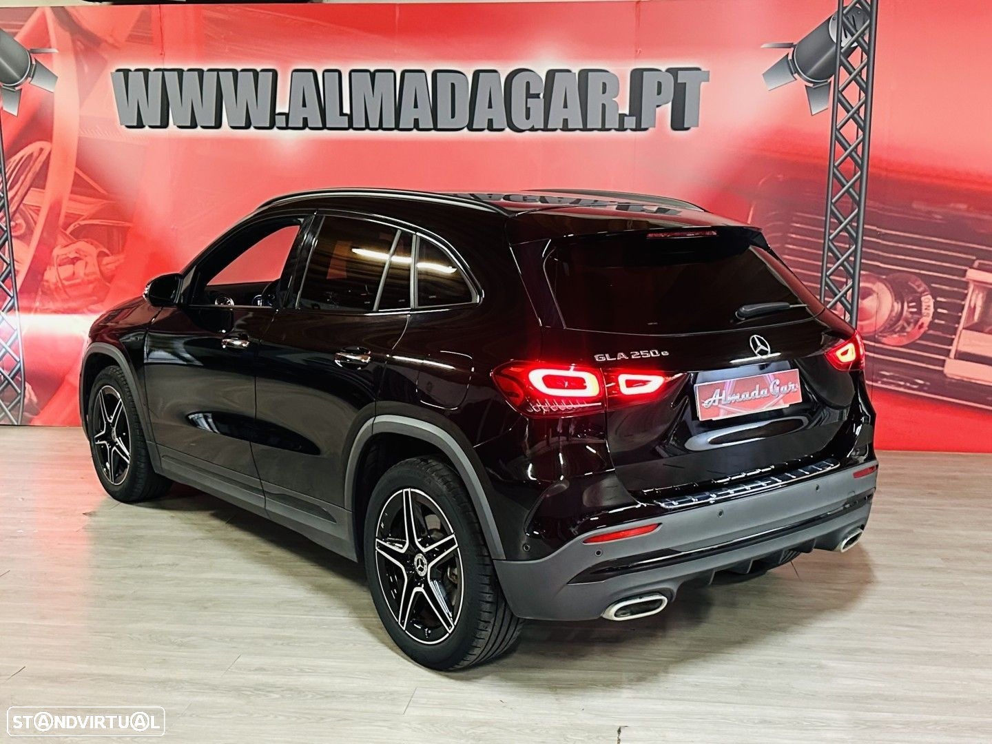 Mercedes-Benz GLA 250 e AMG Line - 3