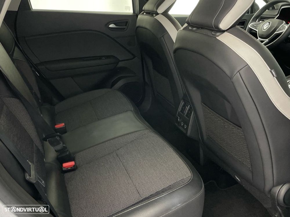 Renault Captur 1.6 E-Tech Plug-In Intens - 24