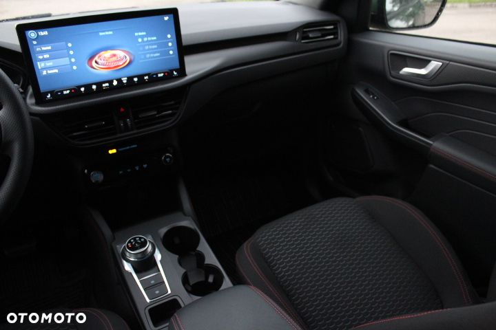 Ford Kuga 2.5P PHEV FWD ST-Line eCVT - 32