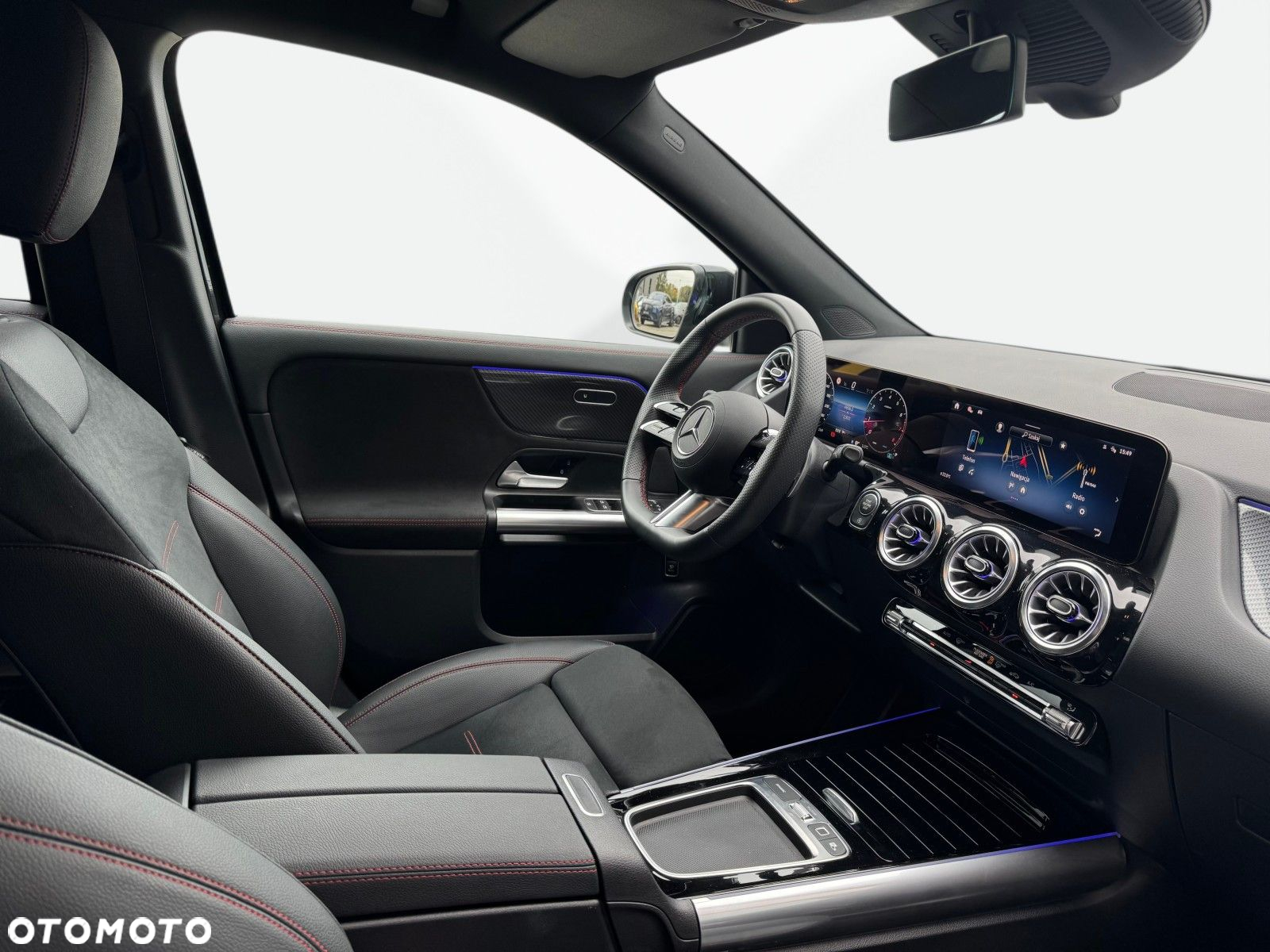 Mercedes-Benz GLA - 15