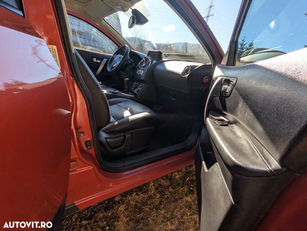 Nissan Qashqai 2.0 DCI 4 x 4 DPF tekna - 9