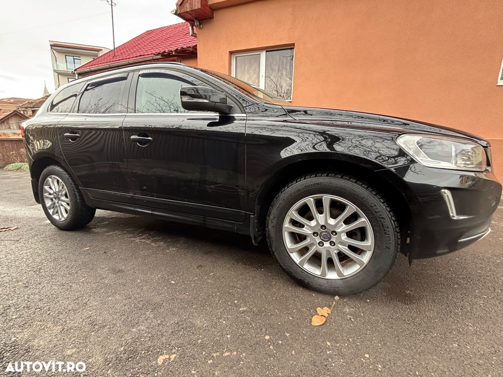 Volvo XC 60 D5 AWD Geartronic Ocean Race - 10