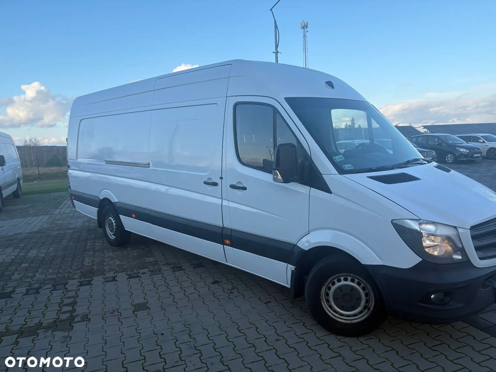 Mercedes-Benz 316 MAX