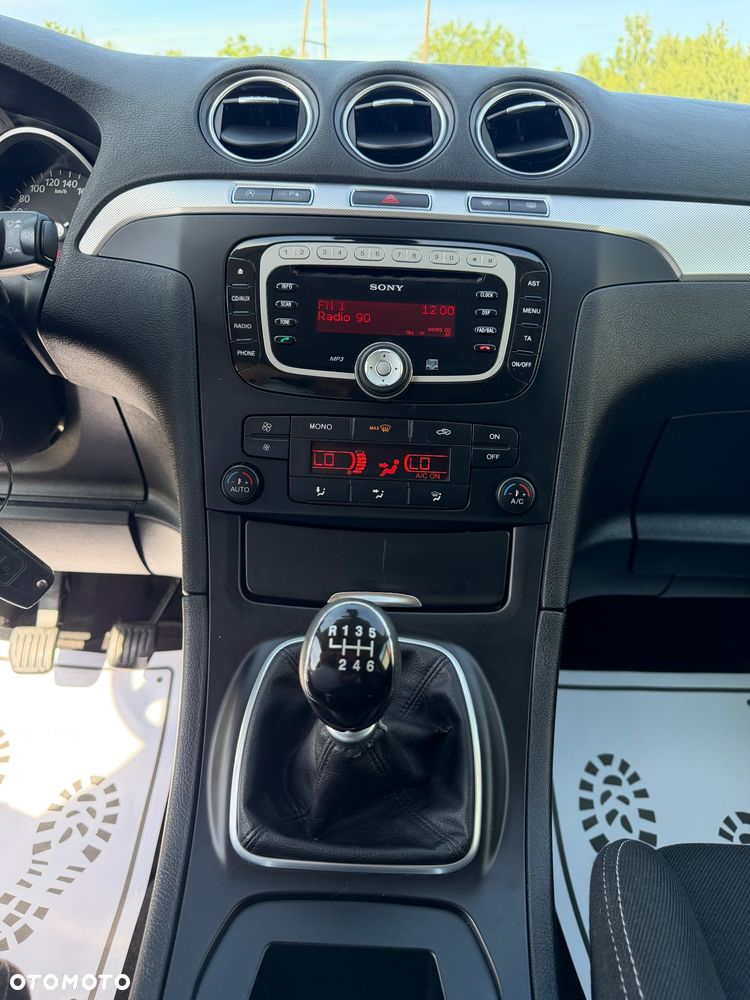 Ford S-Max 1.6 EcoBoost Titanium - 31