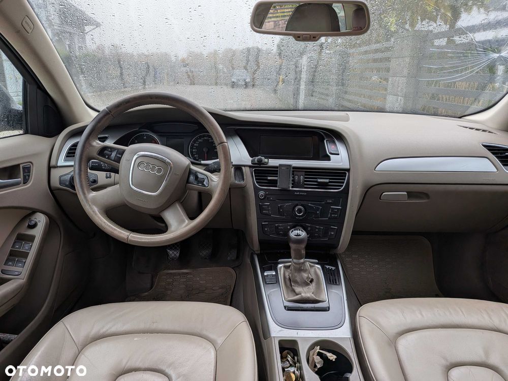 Audi A4 Avant - 4