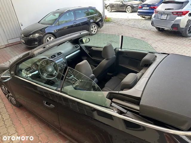 Volkswagen Golf Cabrio 2.0 TDI BlueMotion Technology Cup - 21