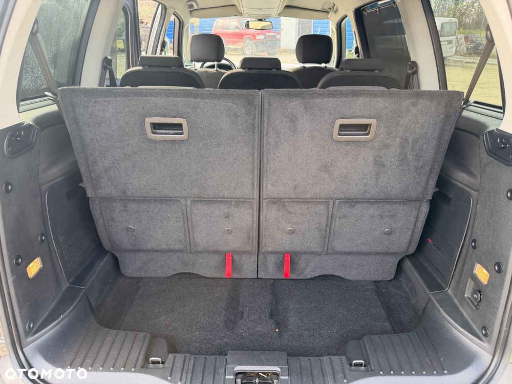 Ford Galaxy 2.0 TDCi Titanium - 32