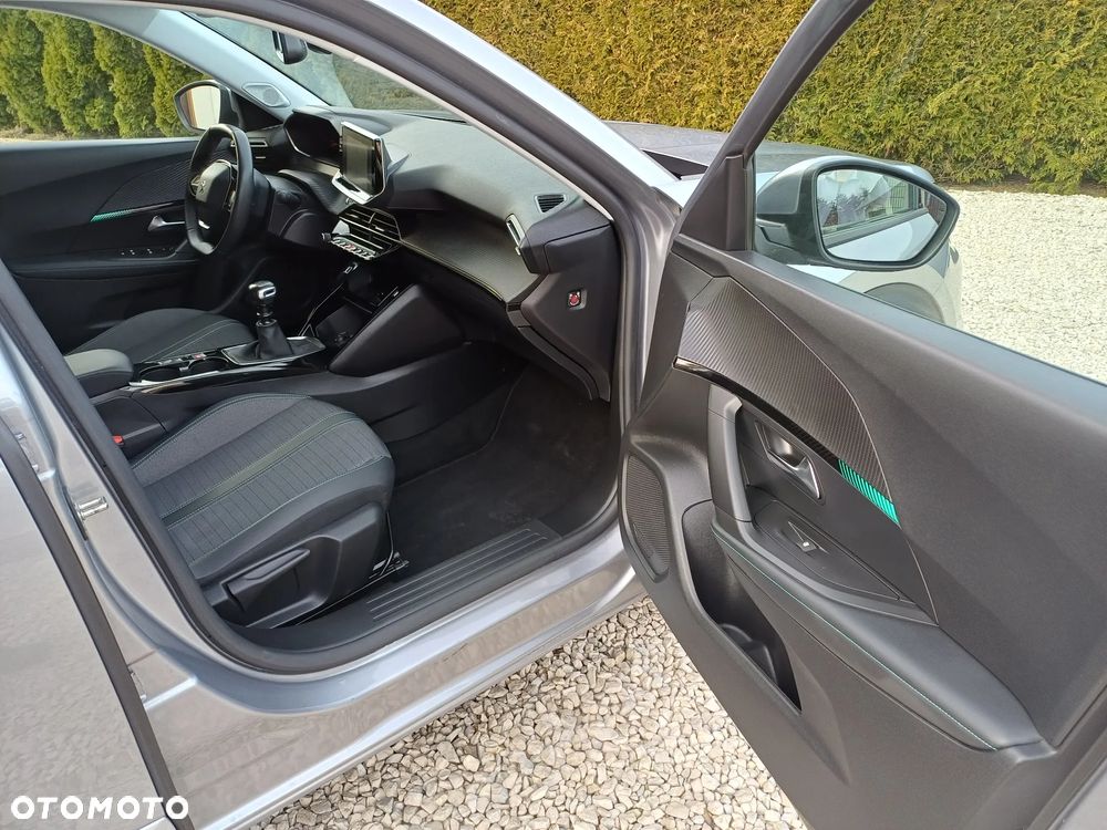 Peugeot 2008 1.5 BlueHDi Allure S&S - 30