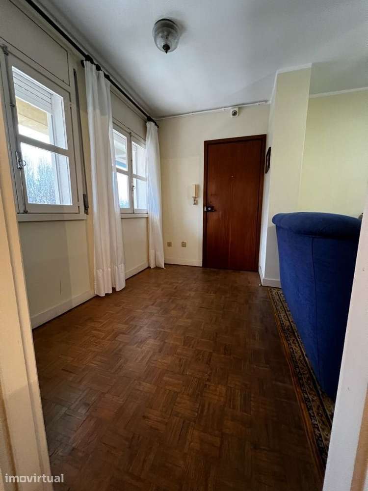 Apartamento T2 Semi Mobilado – Bombeiros Velhos - Grande imagem: 5/25