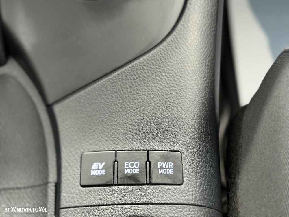 Toyota Auris 1.8 HSD Comfort - 16