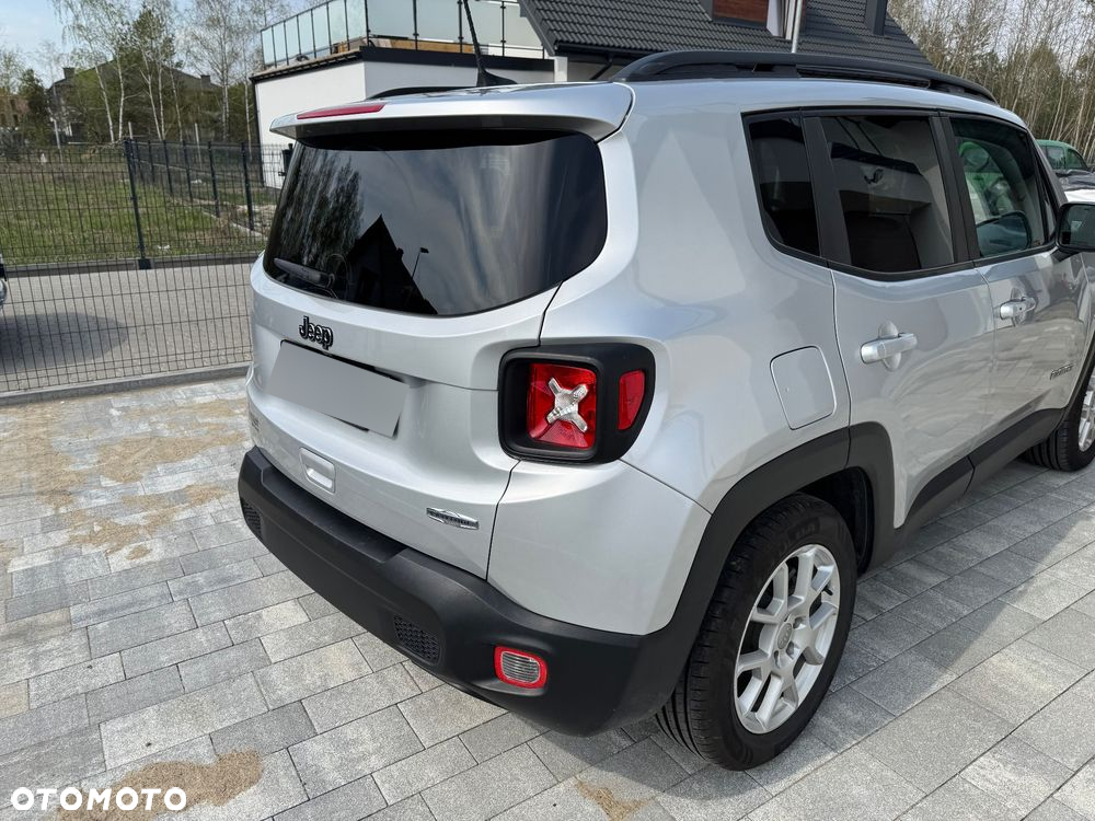 Jeep Renegade - 10