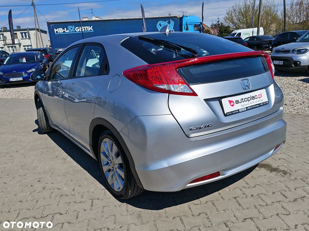 Honda Civic 1.4 i-VTEC - 5
