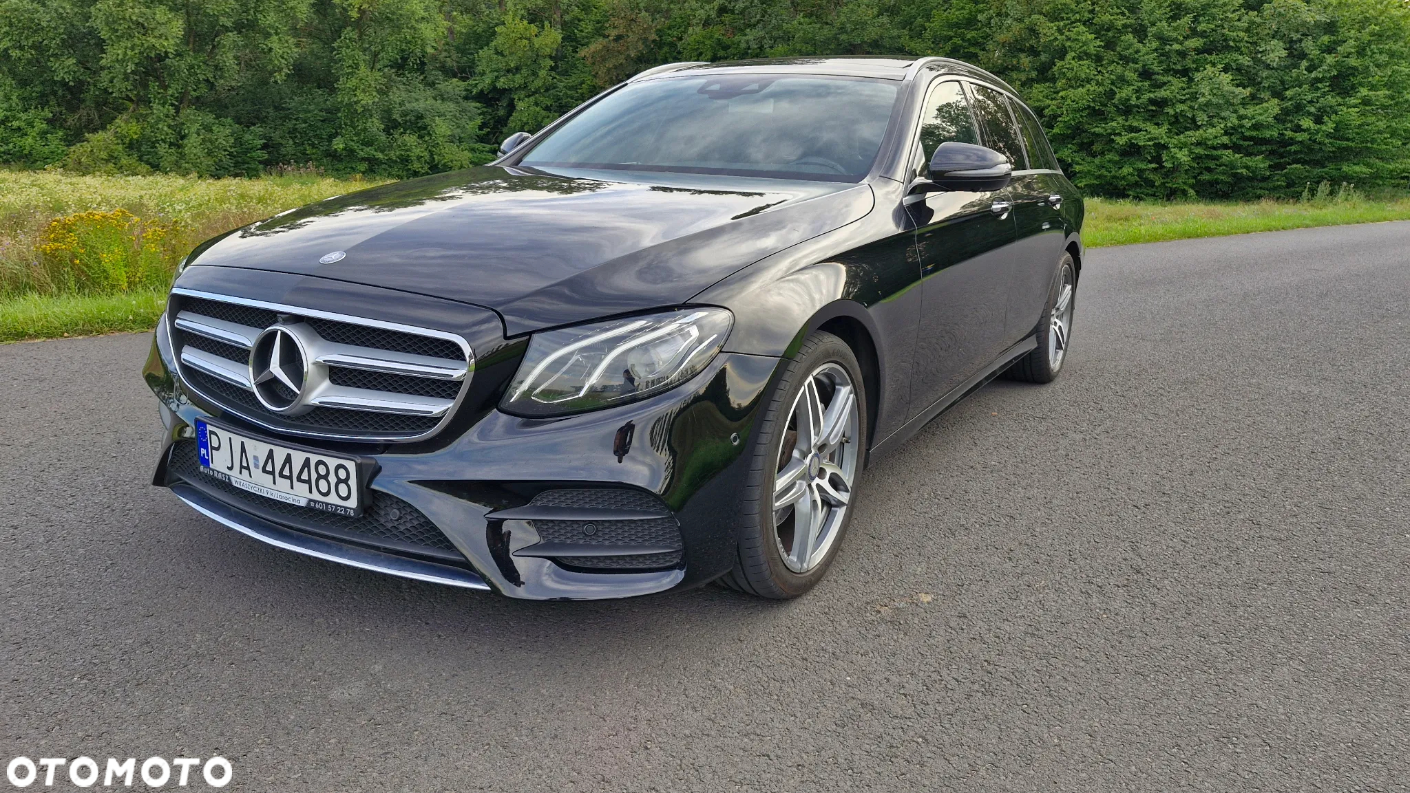 Mercedes-Benz Klasa E 220 d T 9G-TRONIC AMG Line - 7